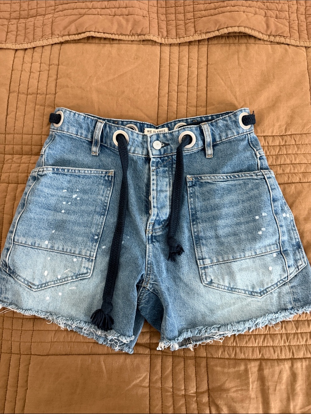 Women’s Free People / We The Free Light Blue Denim Shorts w/Drawstring - Size 25